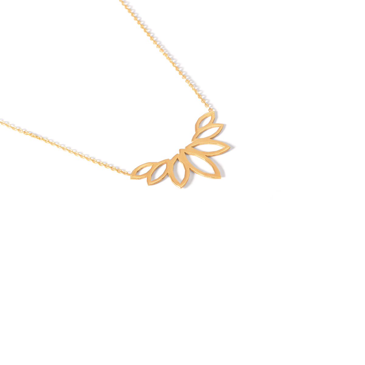 Samina gold necklace g