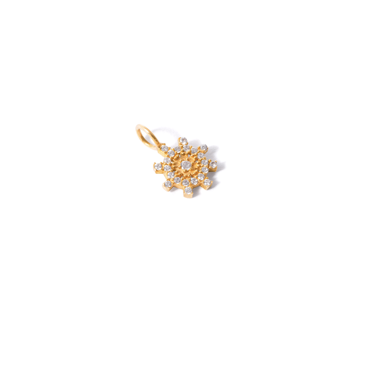 Gold pendant helm g