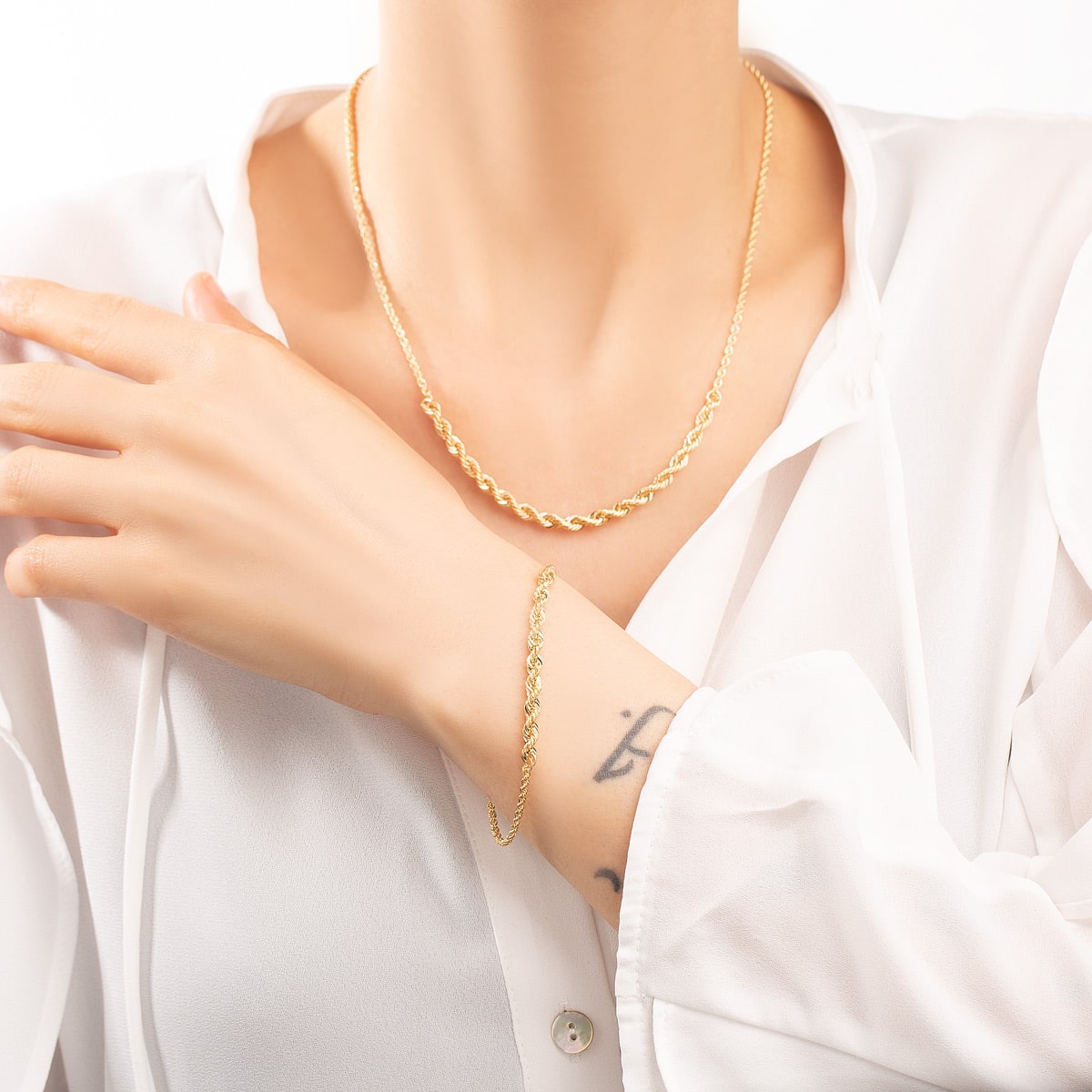 گردنبند طلا طنابی ریسامان گالری طلا پرسته